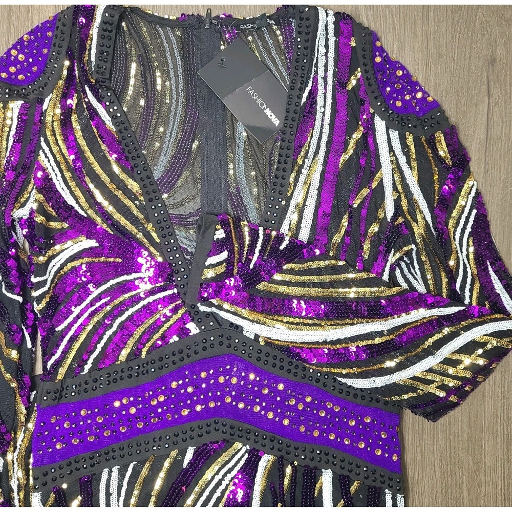 Fashion Nova Sequin Dress Womens L Purple Gold Black Deep V Bodycon NWT Party